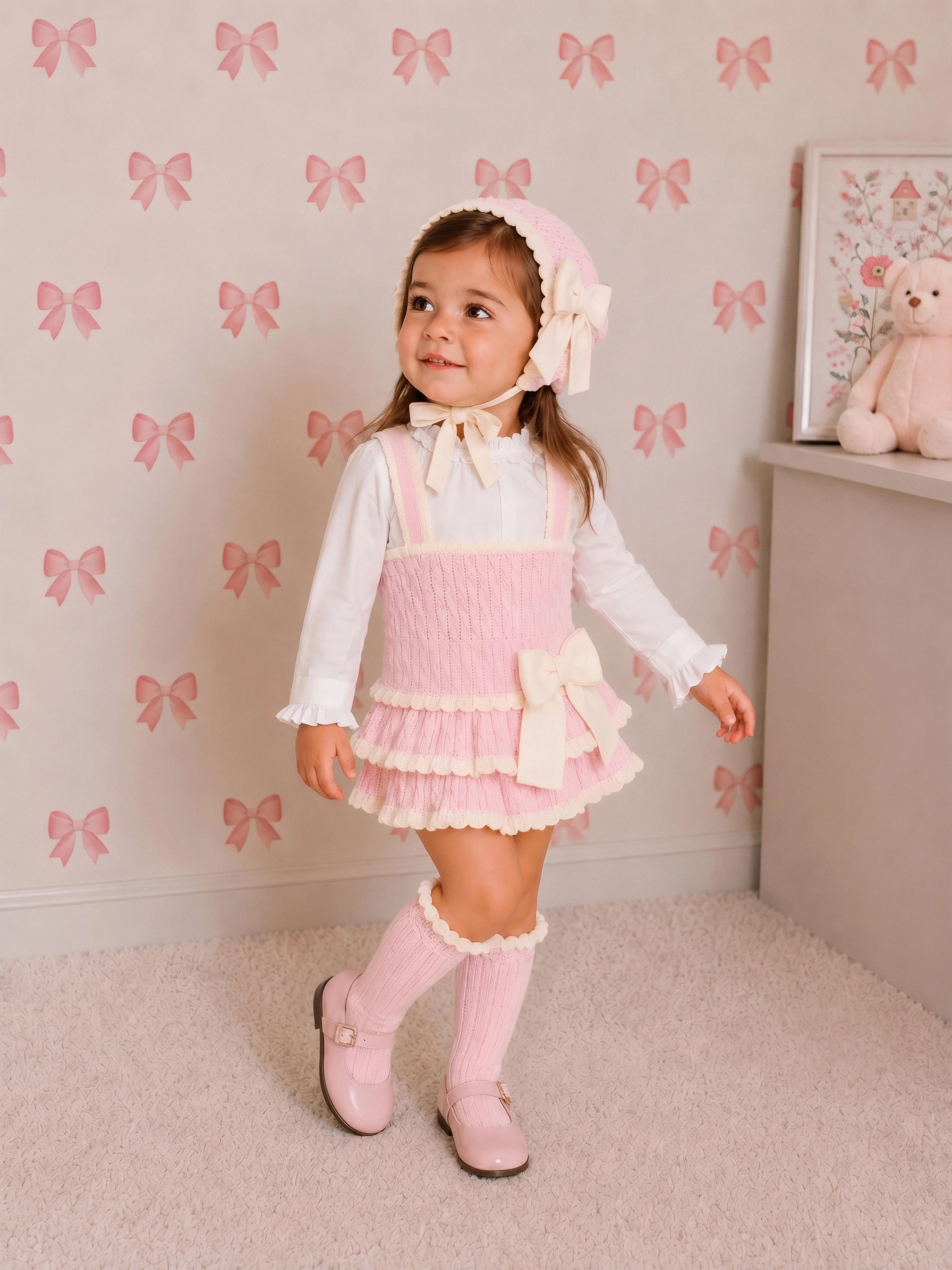 AW26 Rahigo Baby Girls Pink & Cream Cardigan,Pinafore,Shirt,Bonnet & Socks Rahigo Moda Infantil