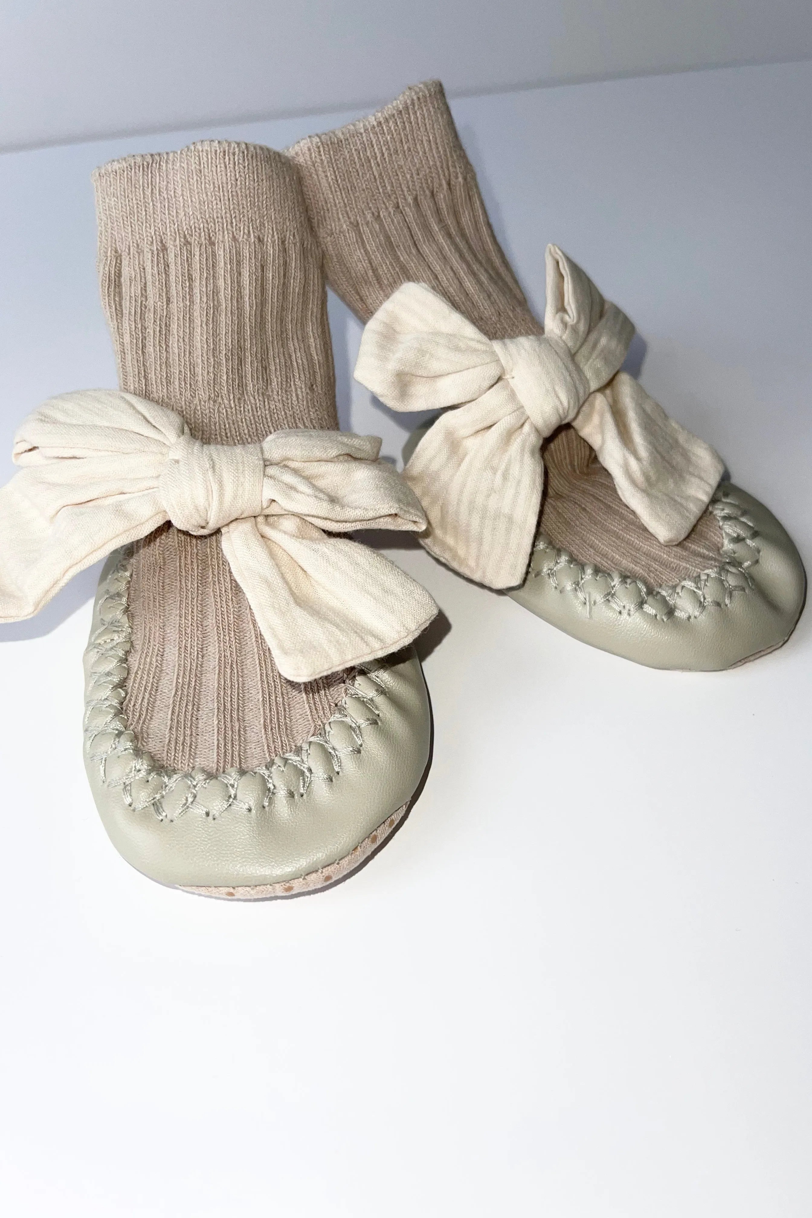 Beige/Cream Bow Baby Pram Boots - dainty delilah spanish childrens clothing