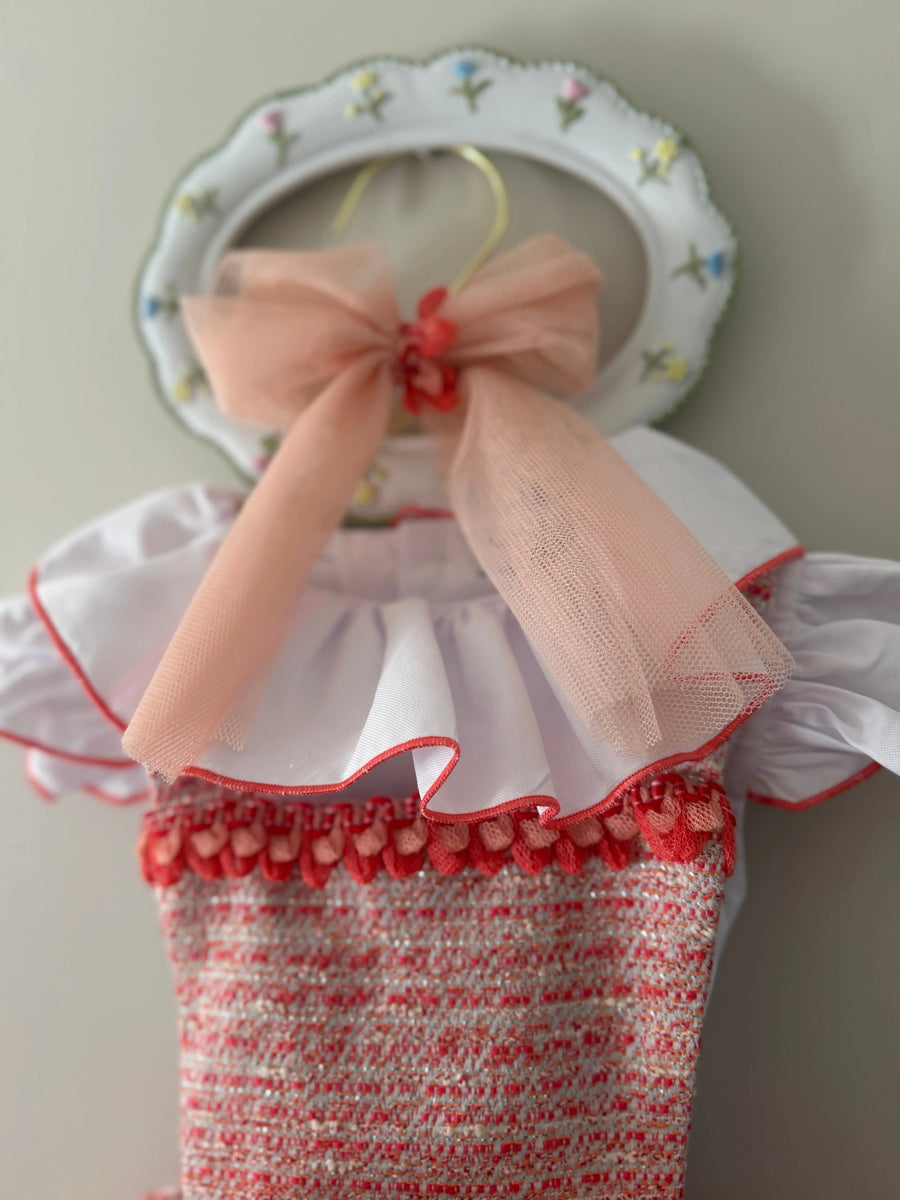 SS26 Naxos Girls Coral & Peach Tulle Hair Bow  
Available Sizes: One size fits all.