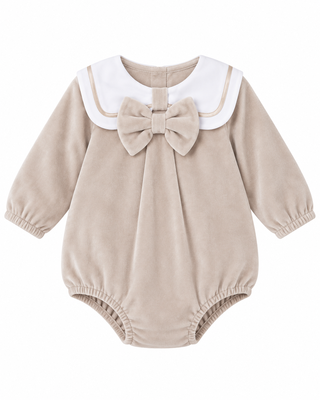 Baby girls’ beige velour romper with white sailor collar, beige piping, oversized matching bow and long sleeves on a white background.